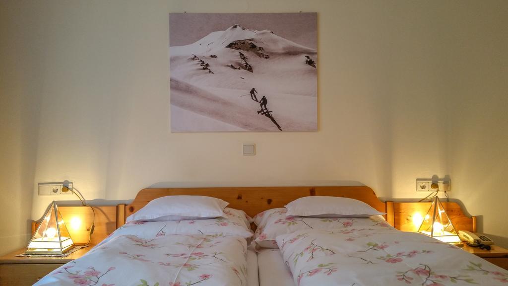 Pension Iris Lech am Arlberg Bagian luar foto