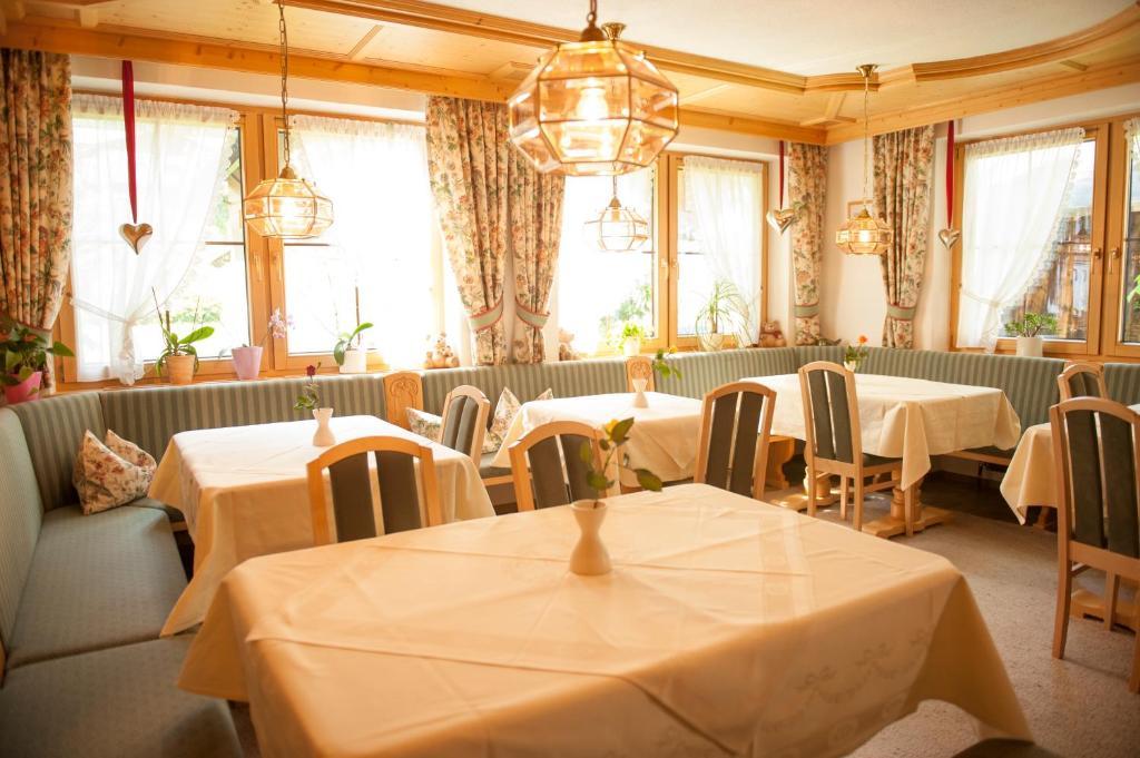 Pension Iris Lech am Arlberg Bagian luar foto